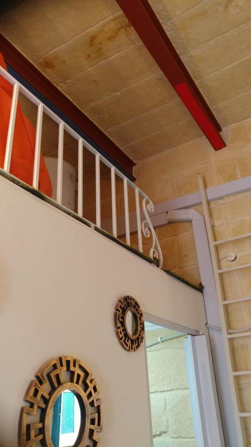Triesti Home Victoria Dış mekan fotoğraf